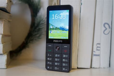 Зачем ему Wi-Fi?! Обзор мобильного телефона Philips Xenium E6808