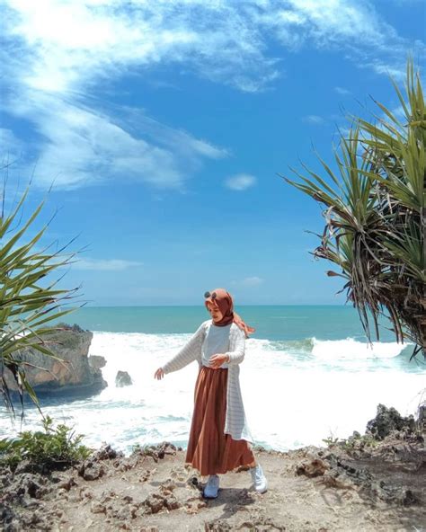 Survey Tipis-Tipis ke Pantai Mesra Jogja yang Lagi Viral di TikTok ...