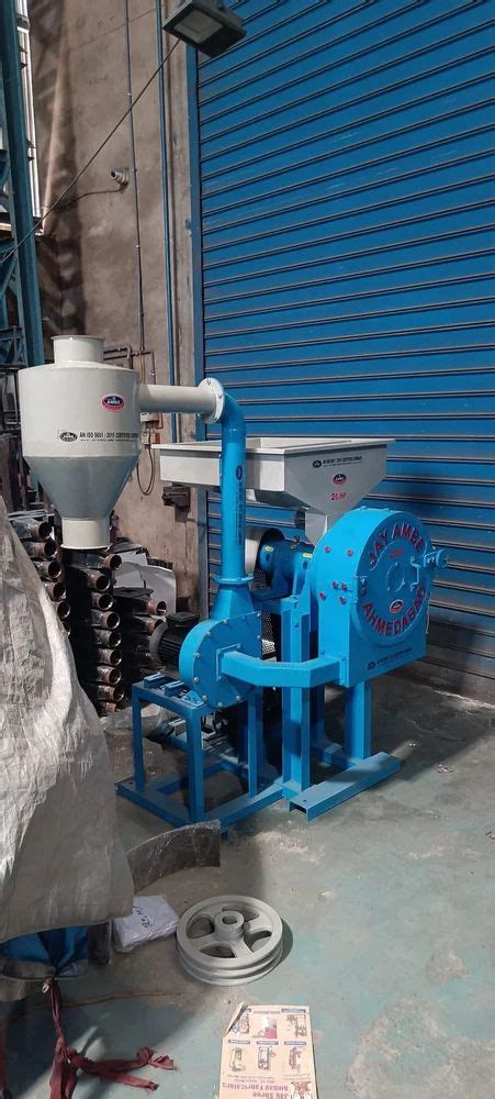 Semi Automatic 25 2 HP Commercial Flour Mill With Cyclone 200 Kg Hr At