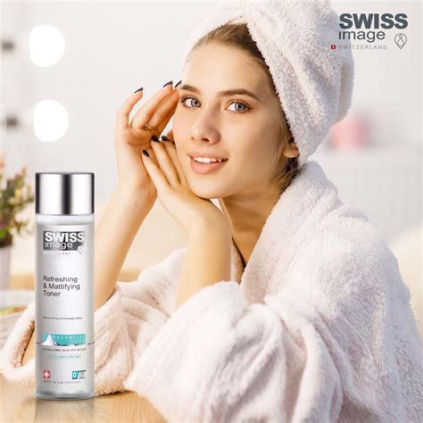 Swiss Image Essential Care Refreshing & Mattifying Toner 200 ml Online ...