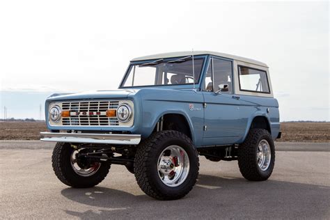 1966-1977 Custom Ford Bronco | Fully Loaded | Gateway Bronco