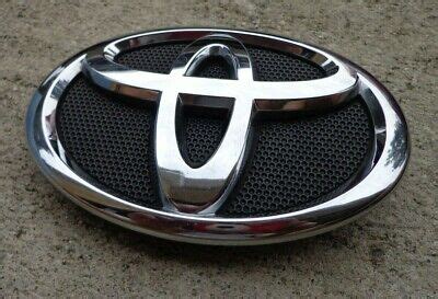 Toyota Camry Grill Emblem Badge Decal Logo Front OEM Factory Genuine