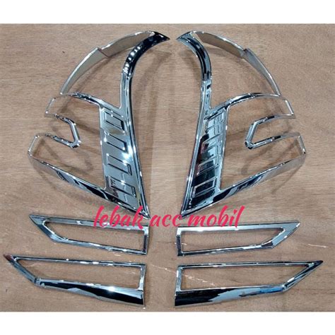 Jual Garnis List Lampu Belakang Mobil Toyota Avanza Veloz 2019 Chrome