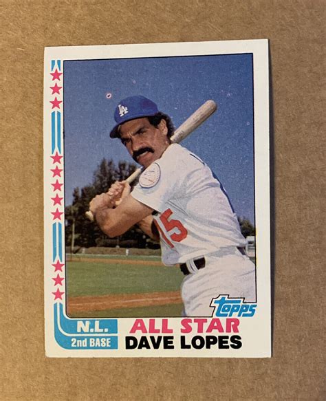 1982 Davey Dave Lopes 338 Los Angeles Dodgers Topps Baseball Card LA