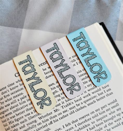 Personalized Magnetic Bookmark Set Sunny Belle