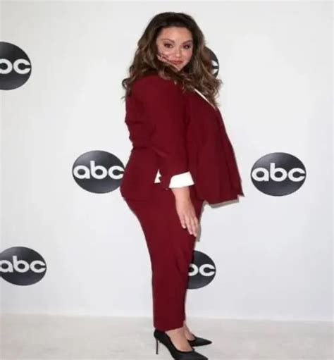 Katy Mixon Hot And Sexy Bikini Pictures Woophy