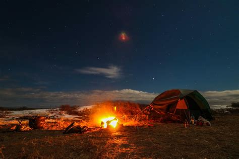 秋の夜は、火の温もりを感じて焚き火を楽しむ！ Camplog Gear