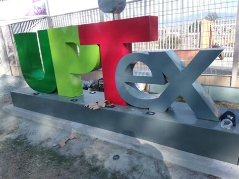 Letras Gigantes Anuncios Letreros Letras 3D Y Placas Para Negocios