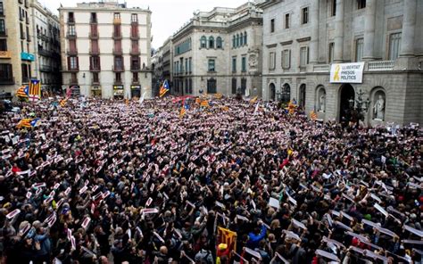 Catalogne La Cour Constitutionnelle Annule La D Claration D