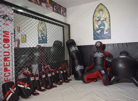 Entrena MMA Con El Mejor Equipamiento Deportivo