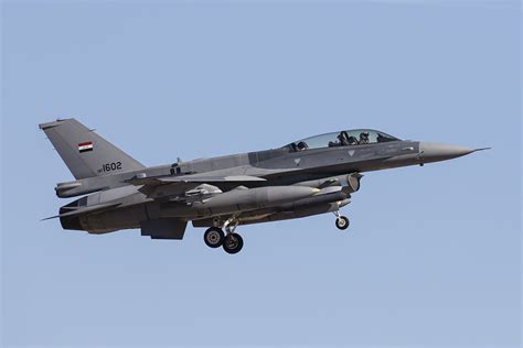 31a9425 Iraqi F 16d Block 52 Iqaf 1602 Ktus 12 4 15 Ph Flickr