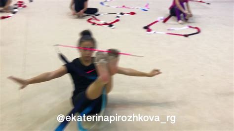 Упражнения для стоп с лентами. Художественная гимнастика. УТС в Израиле ...