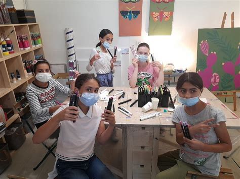 Vesoul Un T En Peinture Pour Les Artistes Du Liseron