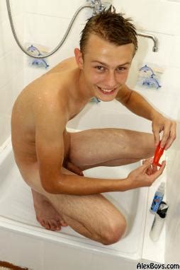 FREE Gay Wet Pictures XNXX