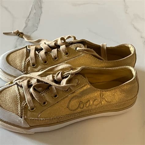 Rare Metalic Gold 1941 Coach Lace Up Shoes - Gem