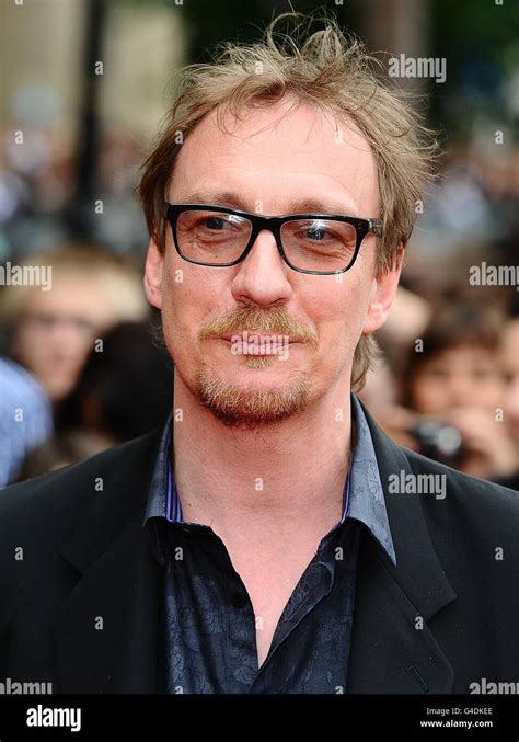 David thewlis arriving world premiere harry potter deathly hallows hi ...