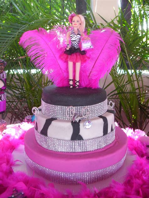 Tortas Motivo Barbie Gran Venta Off