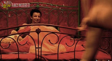 Naked Paulina Holtz In Jak To Sie Robi Z Dziewczynami