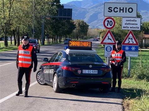 Giovane Trasfertista Arrestata Per La Truffa Del Falso Incidente