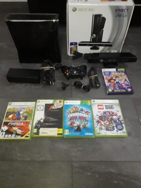 Xbox With Kinect Consola Con Juegos En La Caja Catawiki