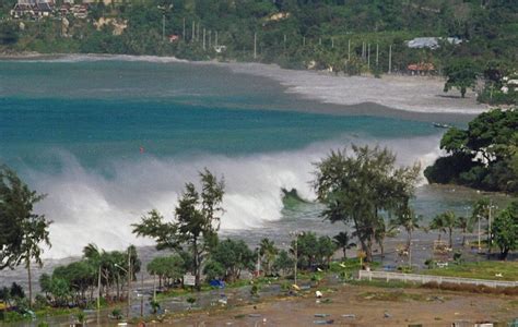 The 2004 Tsunami Wiped Away Towns With Mind Boggling Destruction