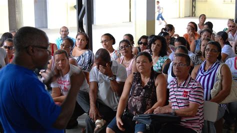 Rede Estadual paralisa aulas por 3 dias no fim do mês