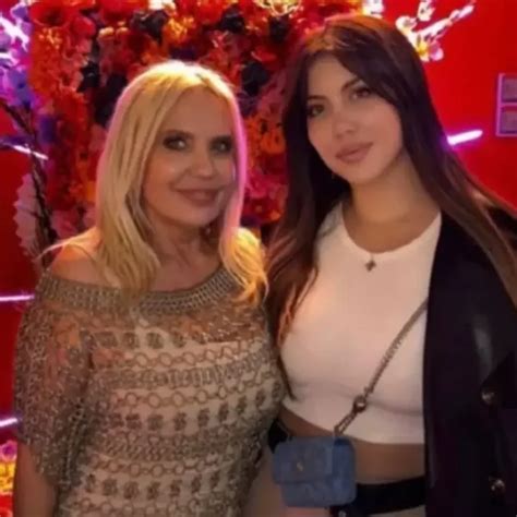 Wanda Nara mostró los mensajes que su madre le envió a Mauro Icardi