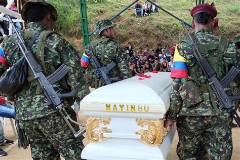 Cuerpo de alias Mayimbú fue enterrado en un féretro de oro