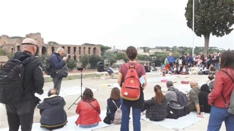 No Green Pass A Roma E Trieste Torna In Piazza La Protesta Nell