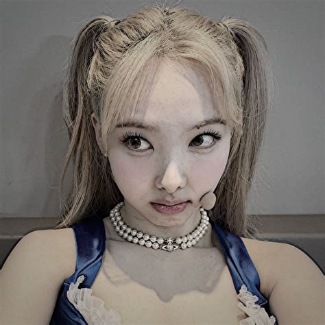 実 𝐍𝐀𝐘𝐄𝐎𝐍 𝐓𝐖𝐈𝐂𝐄 Nayeon Kpop Girl Groups Nayeon Twice