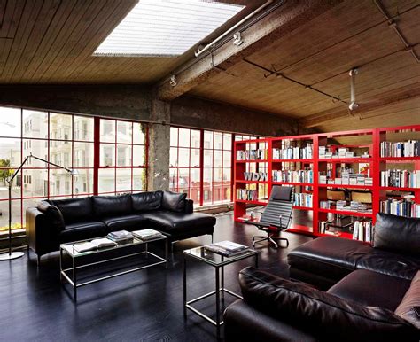 Old warehouse converted into fabulous urban home