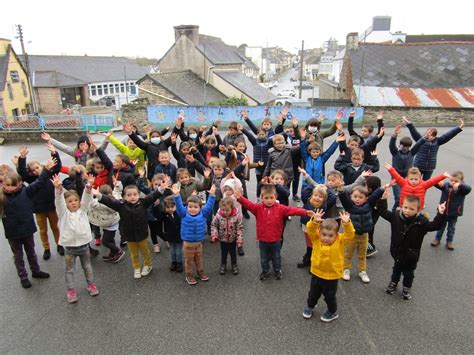 Ma rentrée avec lUGSEL Bouge ton corps École Saint Joseph