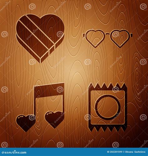 Set Condom In Package Candy In Heart Shaped Box Music Note Tone With