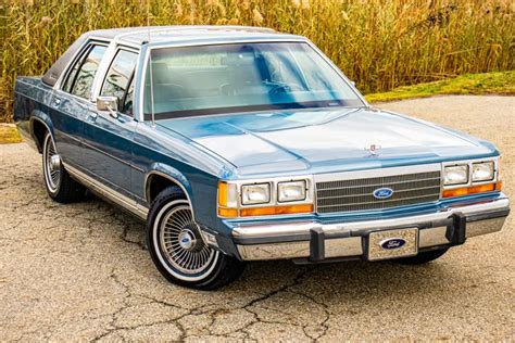 1988 Ford Ltd Crown Victoria Lx Vin 2fabp74f6jx195509 Classiccom