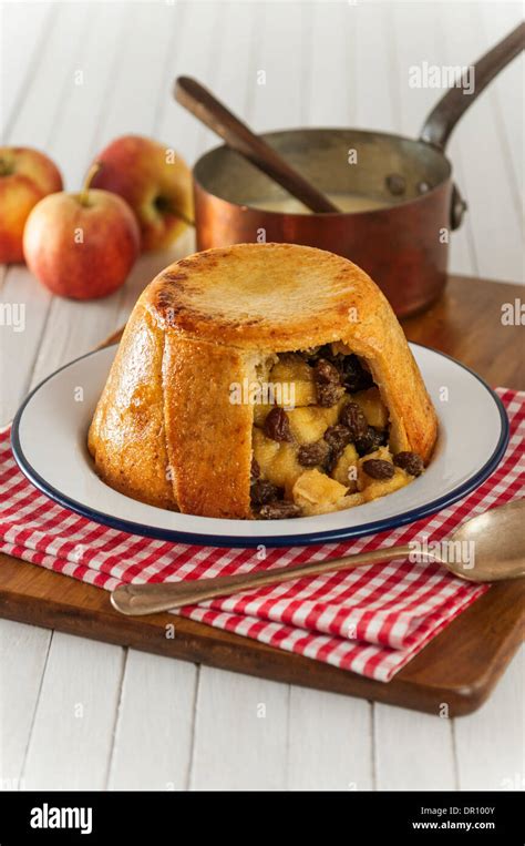 Apple charlotte. Traditional dessert Stock Photo - Alamy