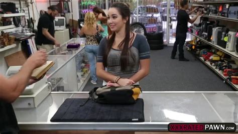 Beautiful College Girl Flashes Tits And Deepthroats A Man Meat For Cash ZB Porn