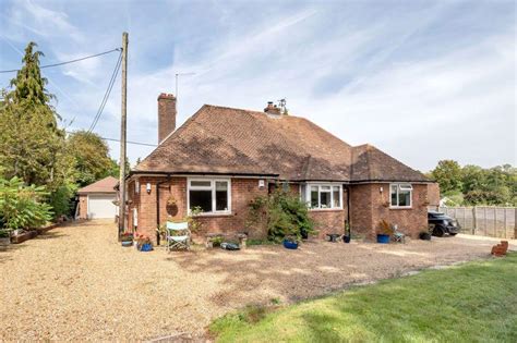 Windmill Lane Alton Hampshire 3 Bed Detached Bungalow For Sale £745 000