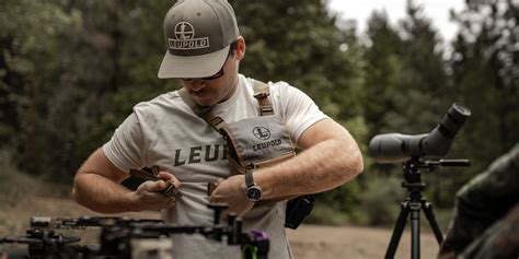 Setting Up Your Binocular Harness System | Leupold