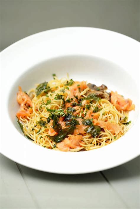 Smoked Salmon Spaghetti Aglio Olio Palmoil Tv