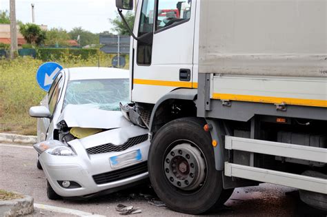 The Ultimate Guide To Finding A Truck Accident Attorney Business To Mark