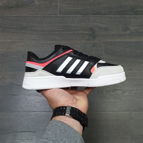 Купить женские, подростковые и мужские кроссовки Адидас | Adidas Drop ...