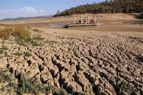 احتجاجات بالجزائر بسبب نقص المياه والحكومة تستجيب اندبندنت عربية