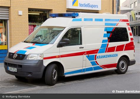 Einsatzfahrzeug Krankentransport Gesund Transport KTW 3 A D BOS