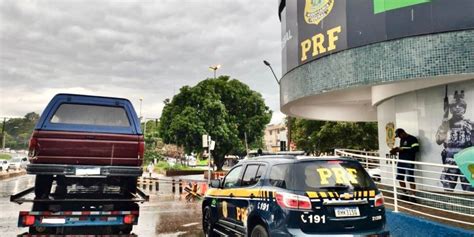 Veículo furtado em Toledo é recuperado pela PRF na Ponte da Amizade