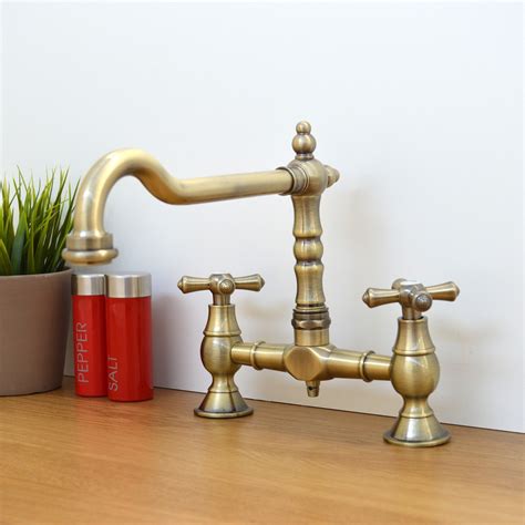 Enki Traditional Victorian Kitchen Sink Mixer Monobloc Tap Brass Bronze