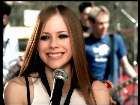 Avril Lavigne Complicated Mv Screencaps Hq Music Image 19849866