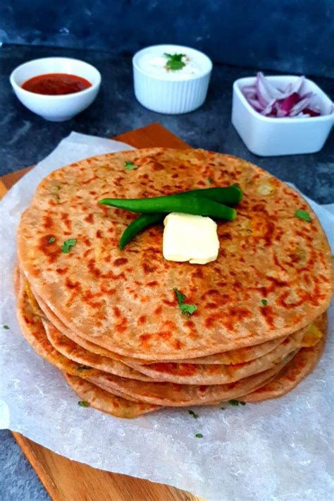 Aloo Paratha Recipe Potato Stuffed Paratha Pavanis Kitchen