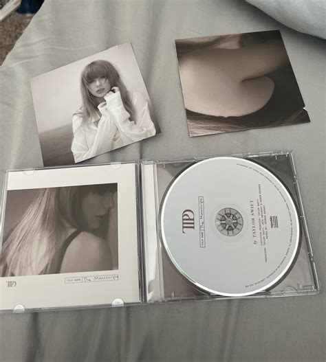 I have fallen a victim to an unsigned ttpd insert : r/SwiftieMerch