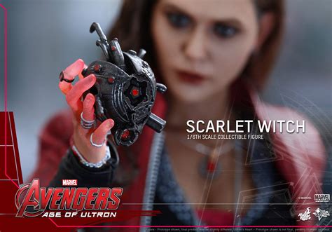 Avengers LÈre dUltron Hot Toys dévoile sa figurine Scarlet Witch Les Toiles Héroïques