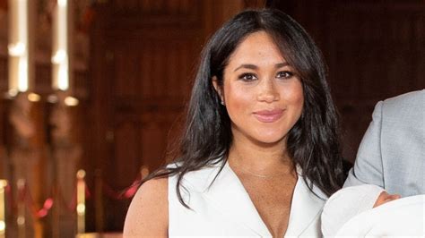 Foto Meghan Markle Usa Look Grifado Em Primeira Apari O O Filho E